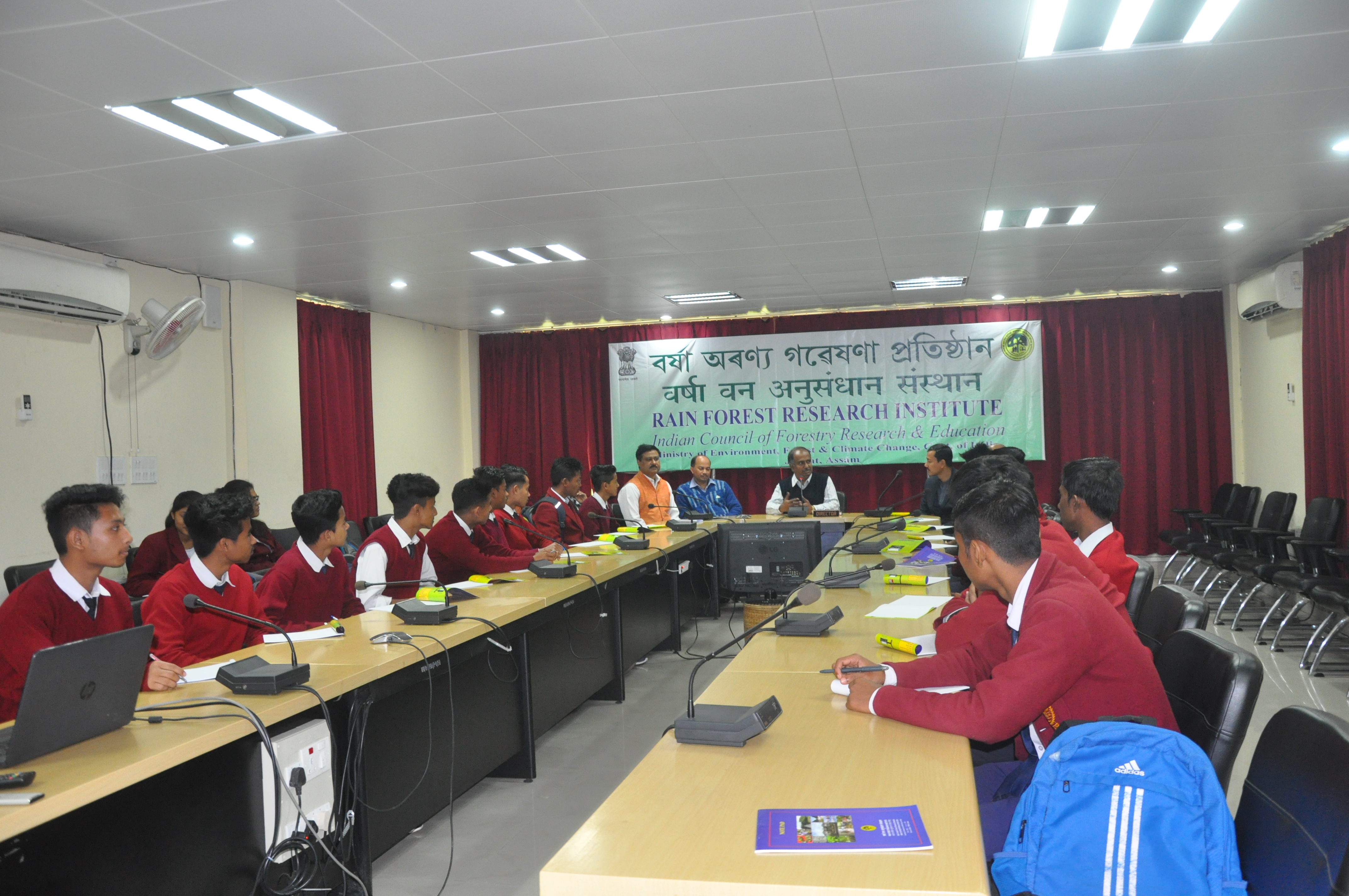 Students of JNV, Jorhat under Prakriti Programme